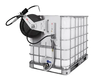 Комплект с насосом Pumpmaster 2 (3:1) с катушкой, для контейнеров 1000 л, монтаж сбоку Samoa